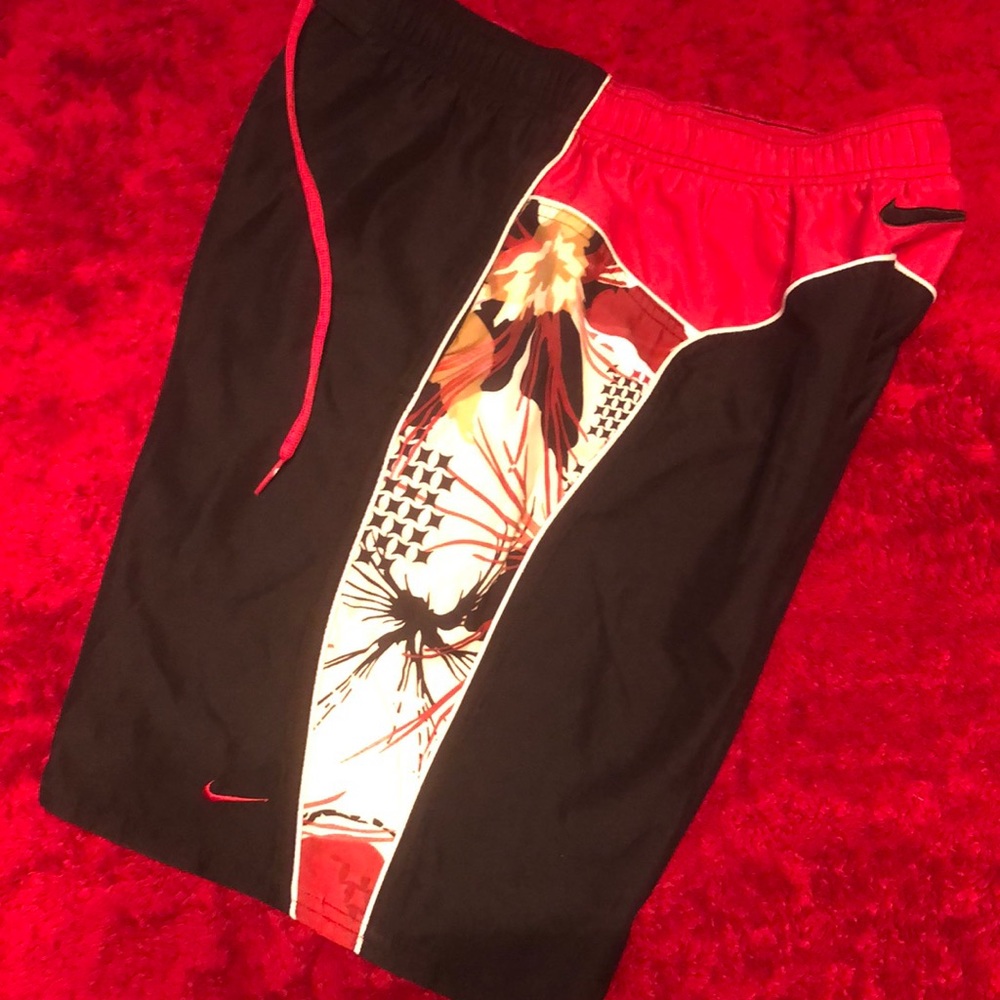 NIKE SWIM TRUNKS RELAX FIT LARGE